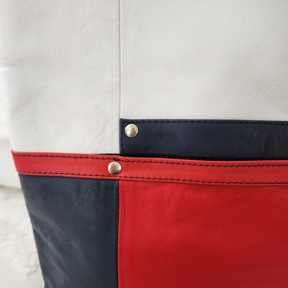 NorthStyle Tricolor Shoulder Bag - Picture 2 of 8